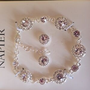 NAPIER BRAND WOMEN'S SILVERTONE BRACELET AND PIERCED EARRINGS SET